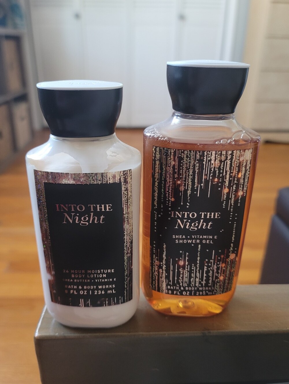 BATH & BODY WORKS Into The Night Lotion & Shower Gel Set